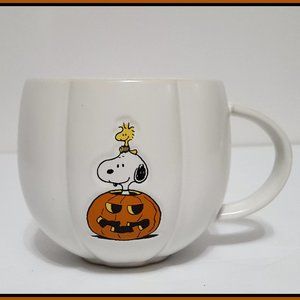 NEW Williams Sonoma PEANUTS Halloween Snoopy Mug 15 OZ Stoneware